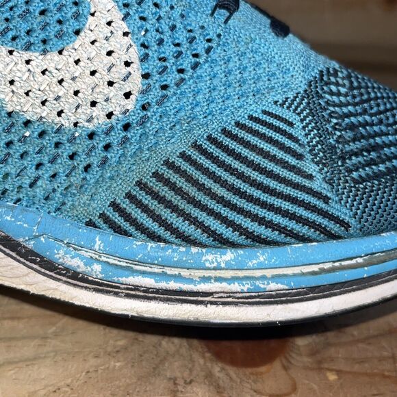 Men’s 11.5 Nike Flyknit Racer Chlorine Blue Dark Obsidian White Shoes 526628-414 - Picture 12 of 16